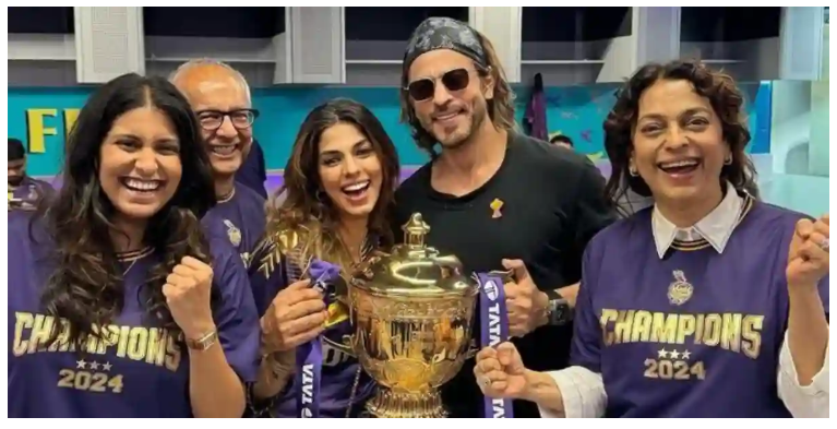 IPL Teams Owner - SRK & Juhi Chawla For KKR IPL Teams Owner - SRK & Juhi Chawla For KKR
