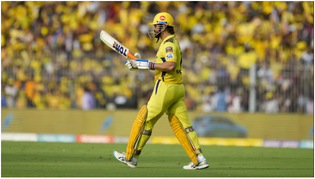 MS Dhoni (Most sixes in IPL) MS Dhoni (Most sixes in IPL)